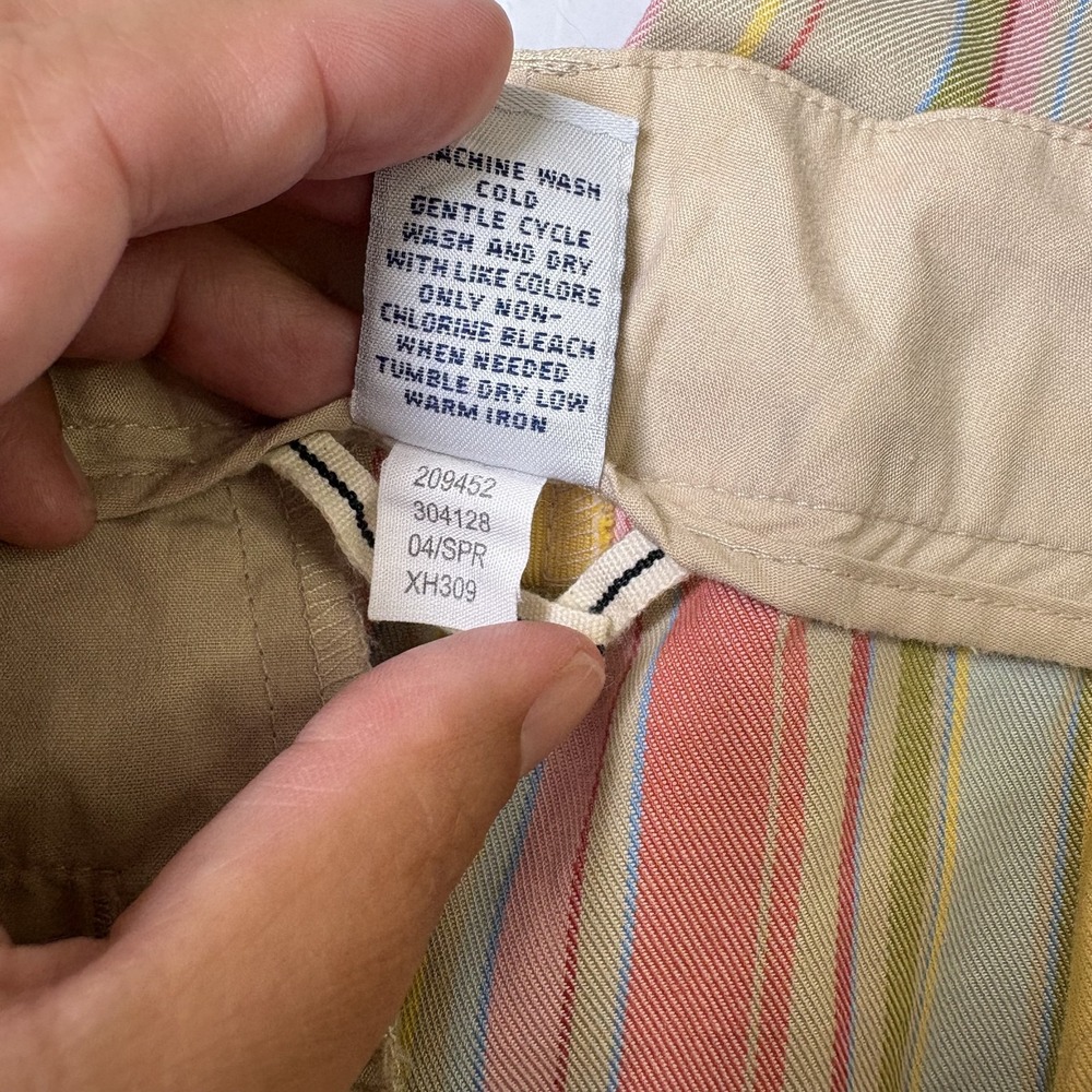 Womens GAP capri pants. Size 2. Tan w/multicolor stripes - Picture 3 of 4